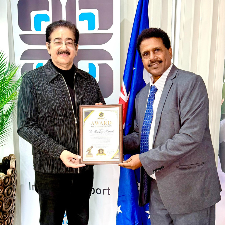 Sandeep Marwah Honoured by Australian Multicultural Media Centre in Melbourne
